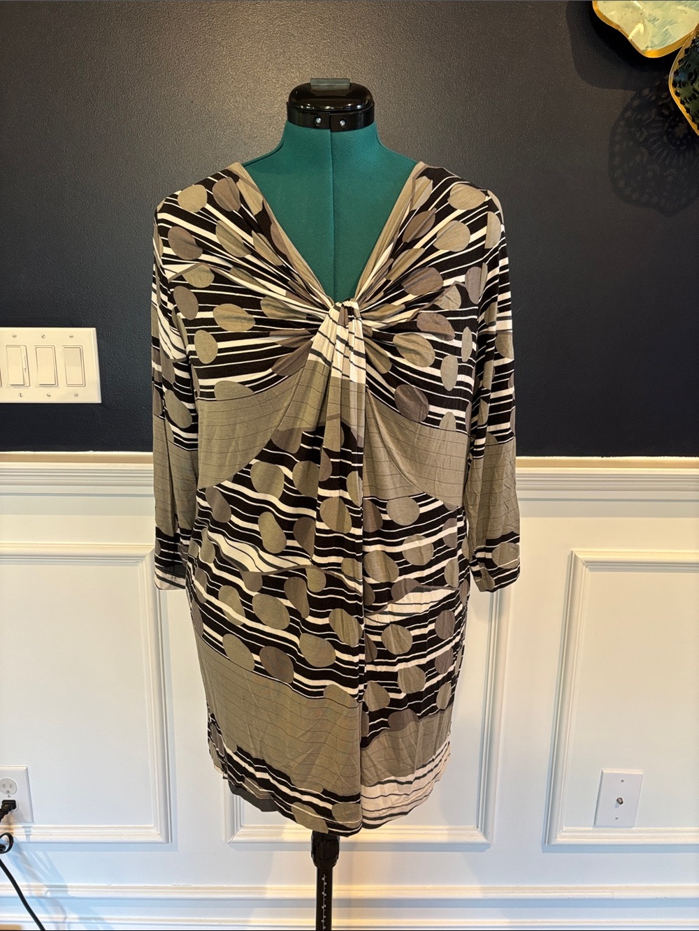 ellos Black, White & Taupe Twist-Front Tunic